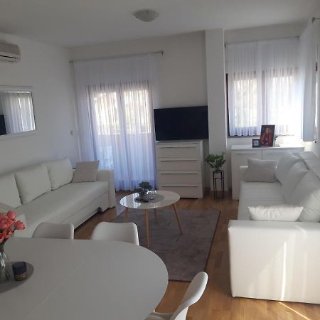 Marys Home Apartment Medugorje Екстериор снимка