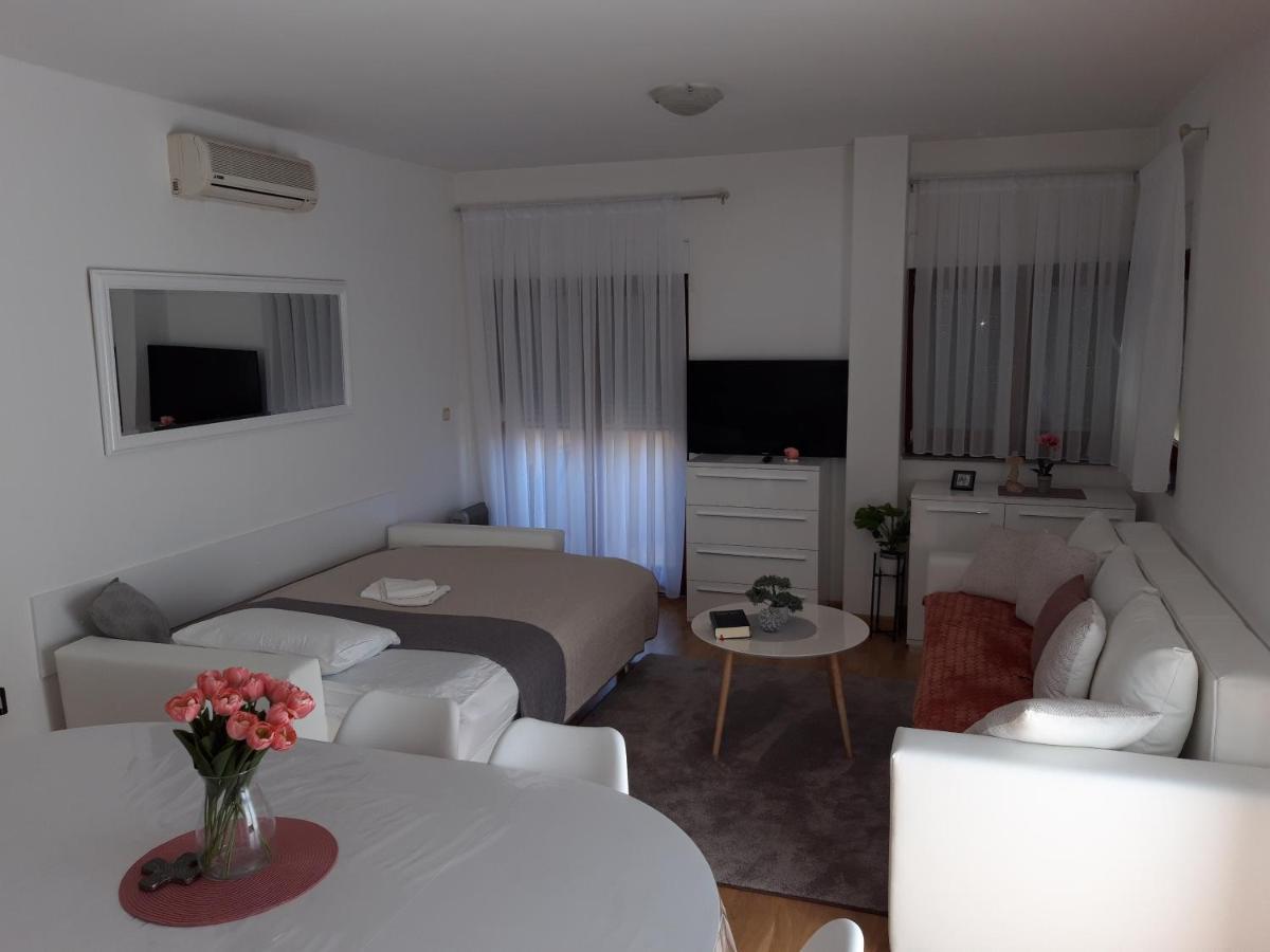 Marys Home Apartment Medugorje Екстериор снимка