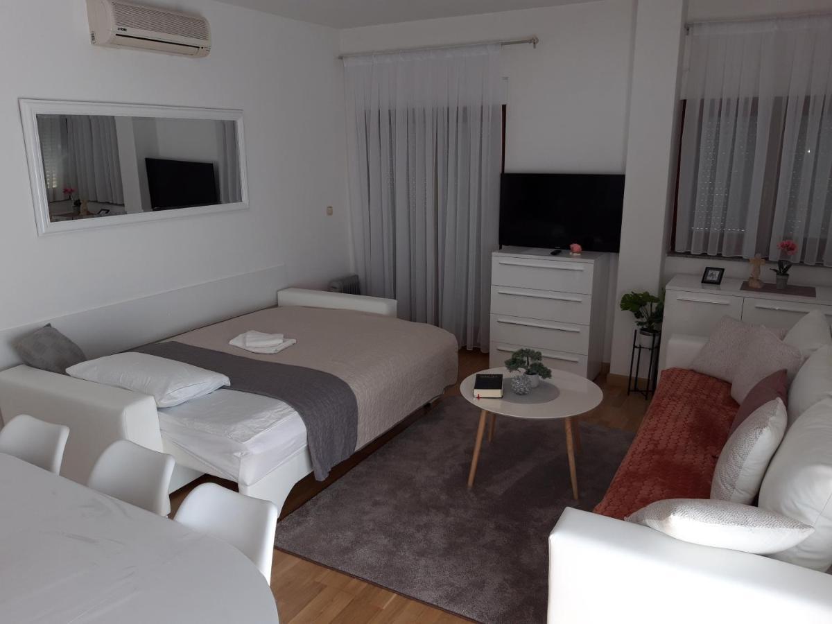 Marys Home Apartment Medugorje Екстериор снимка
